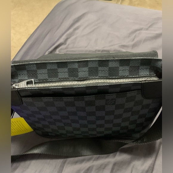 Louis Vuitton Side Bag - Picture 4 of 5